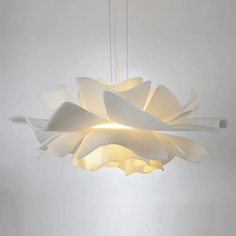 Postmodern White Flower LED Pendant Light – Elegant Petal Design for Bedrooms, Restaurants, Bars, and Stores