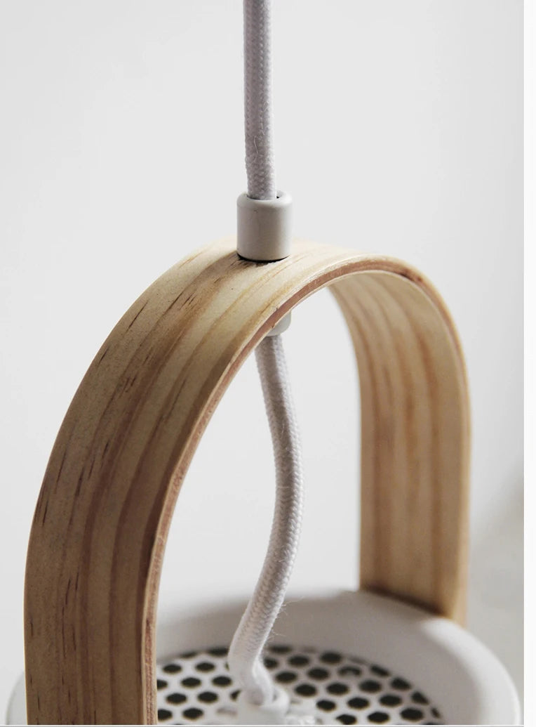 Iron Ring Wooden Grain Pendant Light – Minimalist Nordic Hanging Lamp for Showrooms, Bedrooms, and Dining Rooms