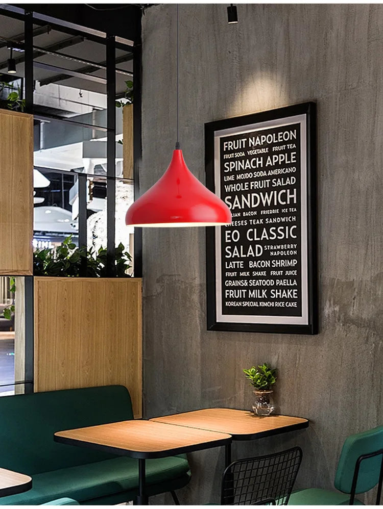 American Retro Red Industrial Pendant Lamp – Modern LED Iron Art Lighting for Restaurants and Hot Pot Decor