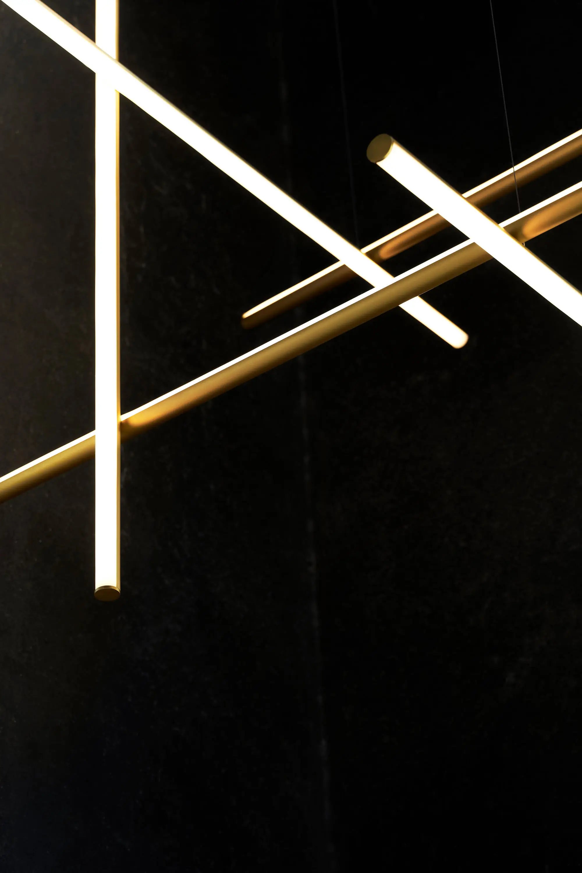 Italian Gold Nordic LED Chandelier – Elegant Pendant Lighting for Living Rooms, Kitchens, and Bars