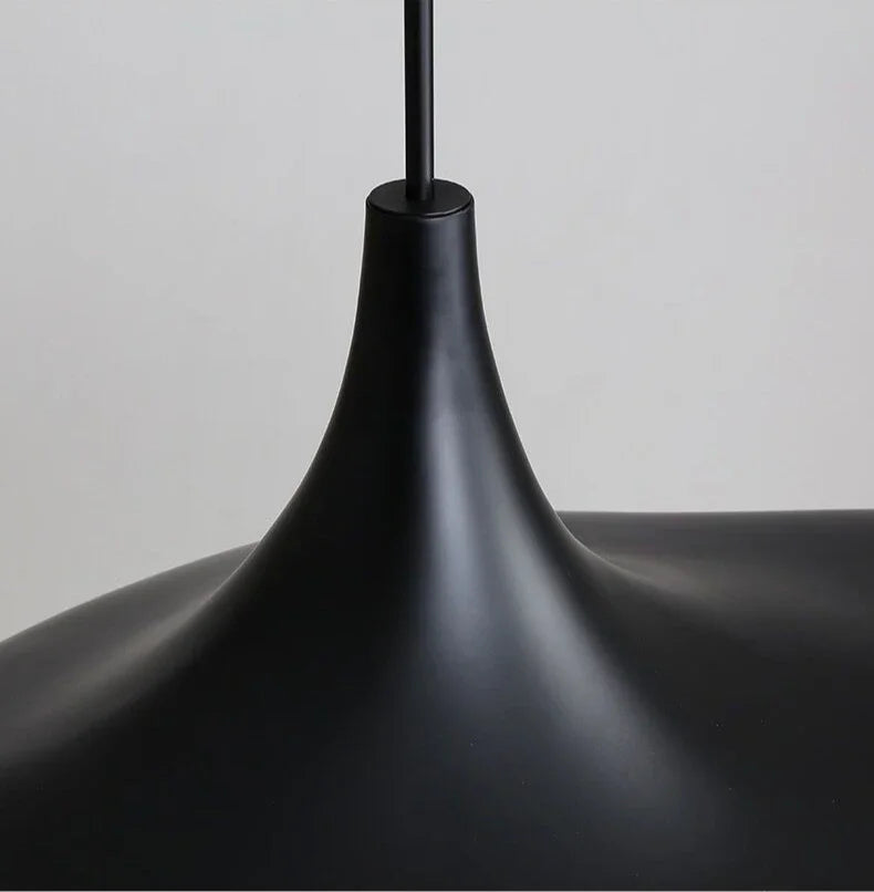 Modern Japanese Resin Pendant Lamp – Sleek Minimalist Hanging Light for Contemporary Spaces