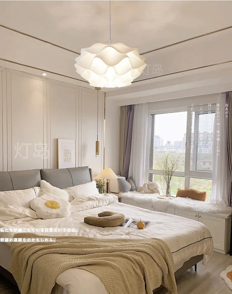 Postmodern White Flower LED Pendant Light – Elegant Petal Design for Bedrooms, Restaurants, Bars, and Stores